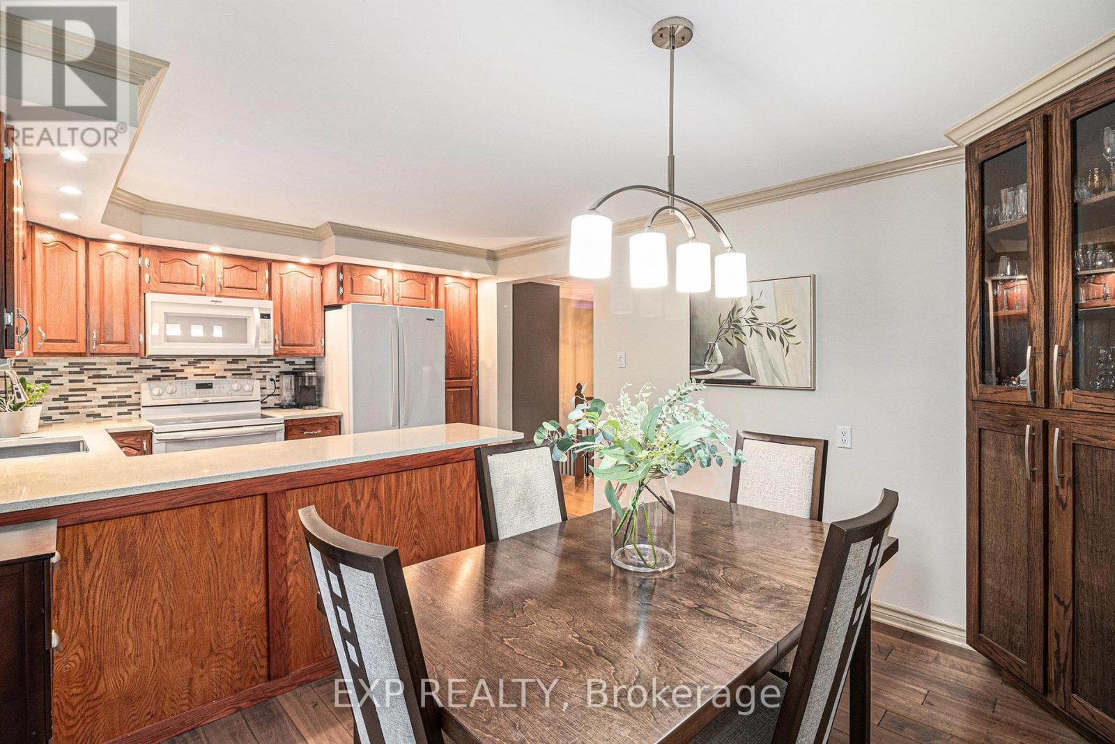 












2 CASTLEBEAU STREET

,
Russell,




Ontario
K0A1W0

