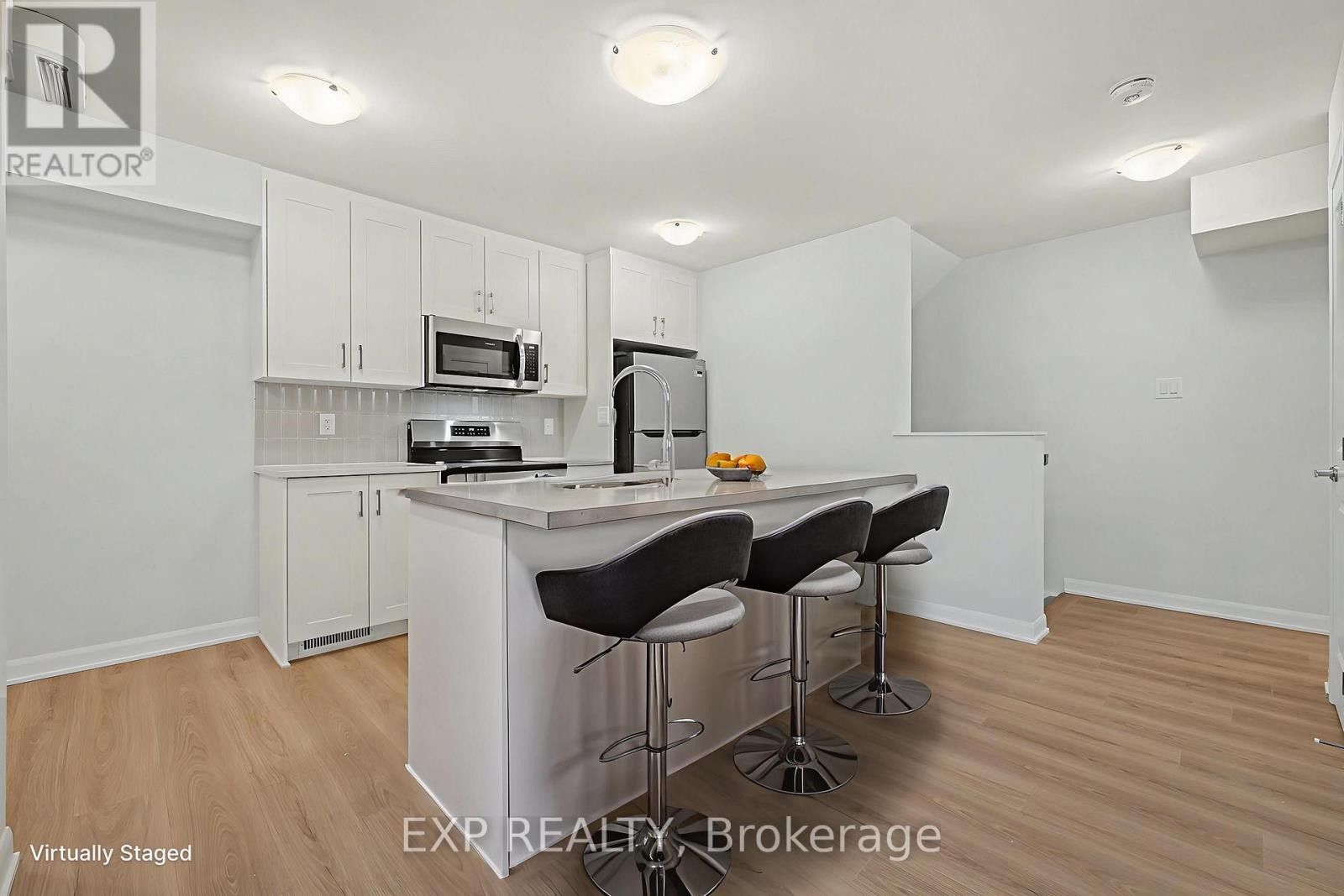 












1116 CREEKWAY PRIVATE

,
Ottawa,




Ontario
K2T0R8

