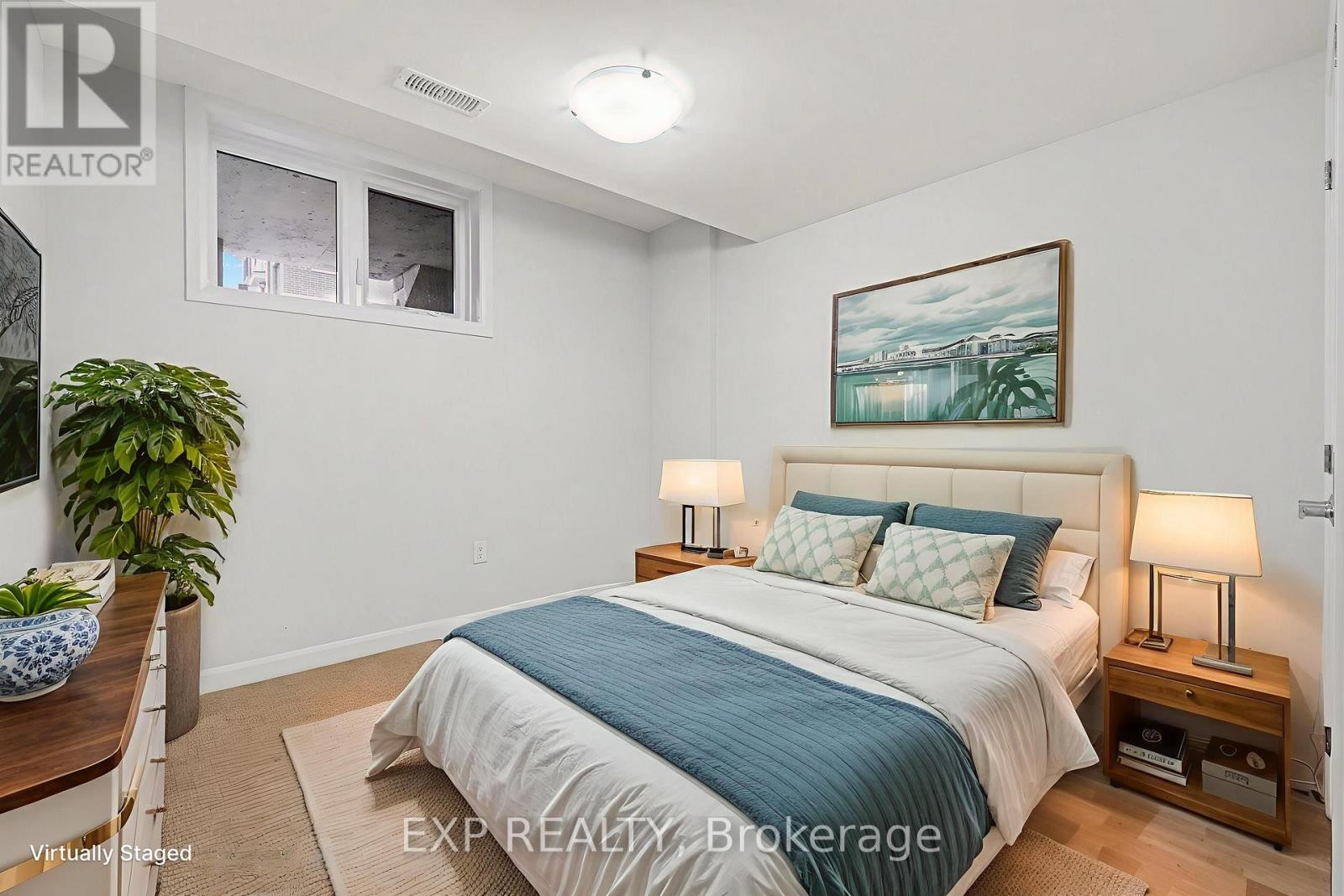 












1116 CREEKWAY PRIVATE

,
Ottawa,




Ontario
K2T0R8

