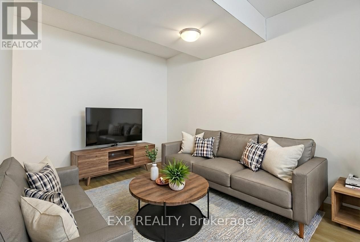 












4 - 1220 MCWATTERS ROAD

,
Ottawa,




Ontario
K2C3Y1

