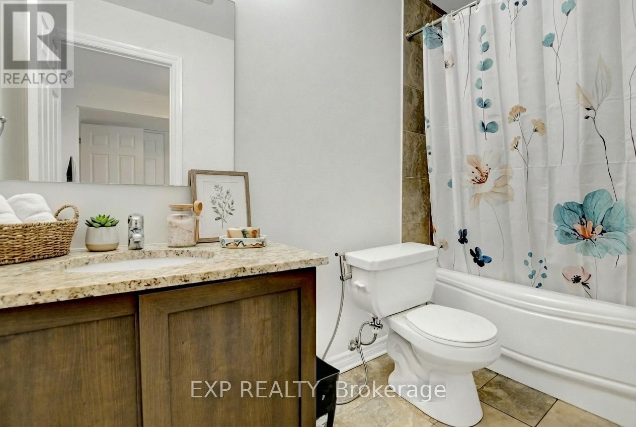 












4 - 1220 MCWATTERS ROAD

,
Ottawa,




Ontario
K2C3Y1

