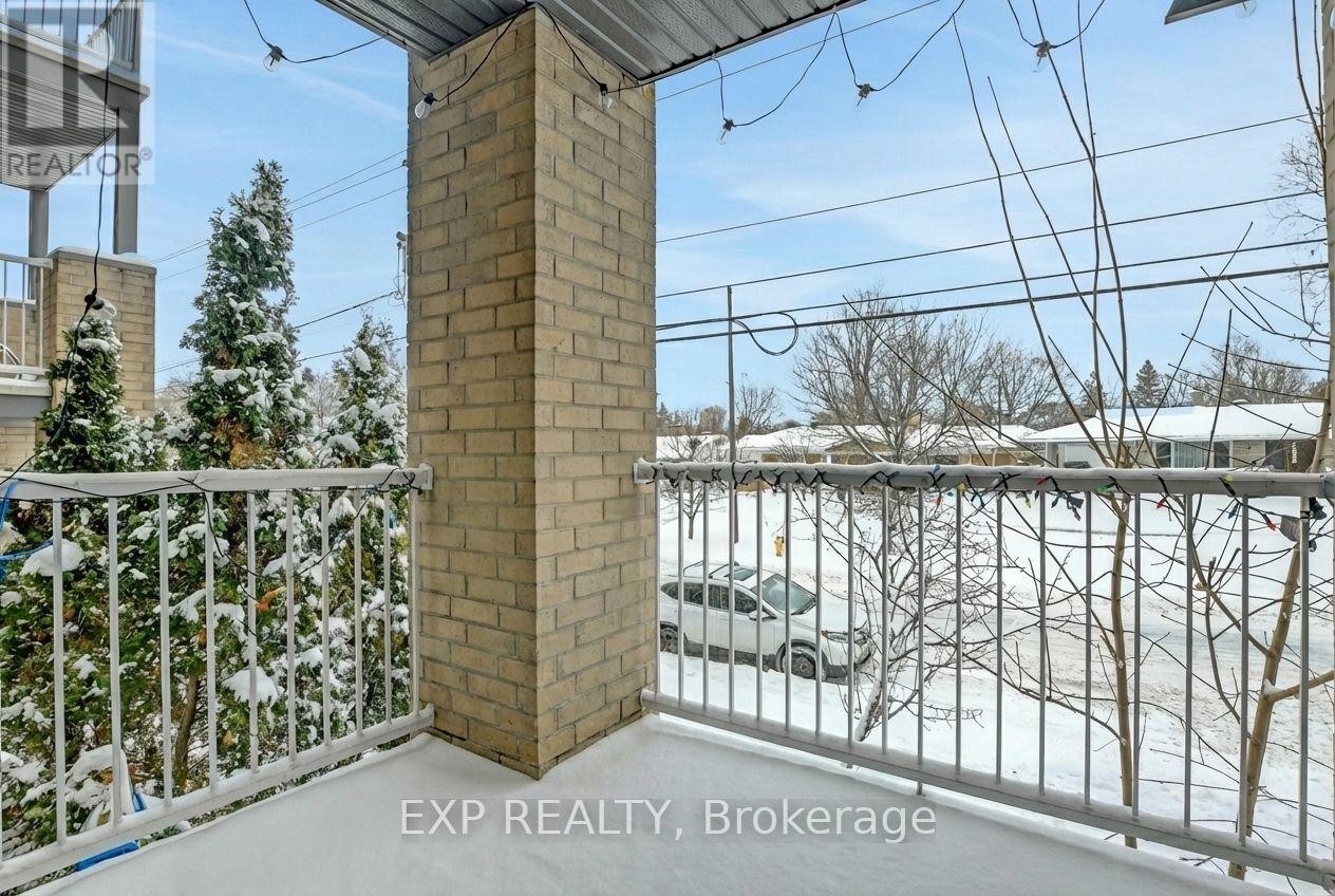 












4 - 1220 MCWATTERS ROAD

,
Ottawa,




Ontario
K2C3Y1

