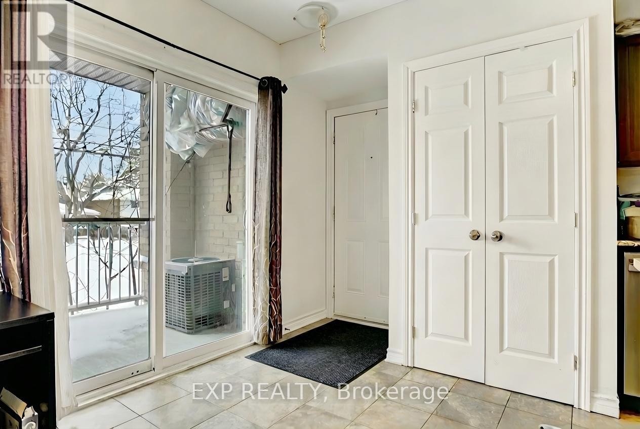 












4 - 1220 MCWATTERS ROAD

,
Ottawa,




Ontario
K2C3Y1

