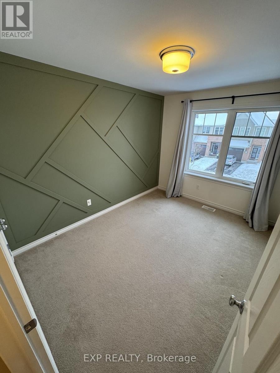 












231 BRAMBLING WAY

,
Ottawa,




Ontario
K2J0E4

