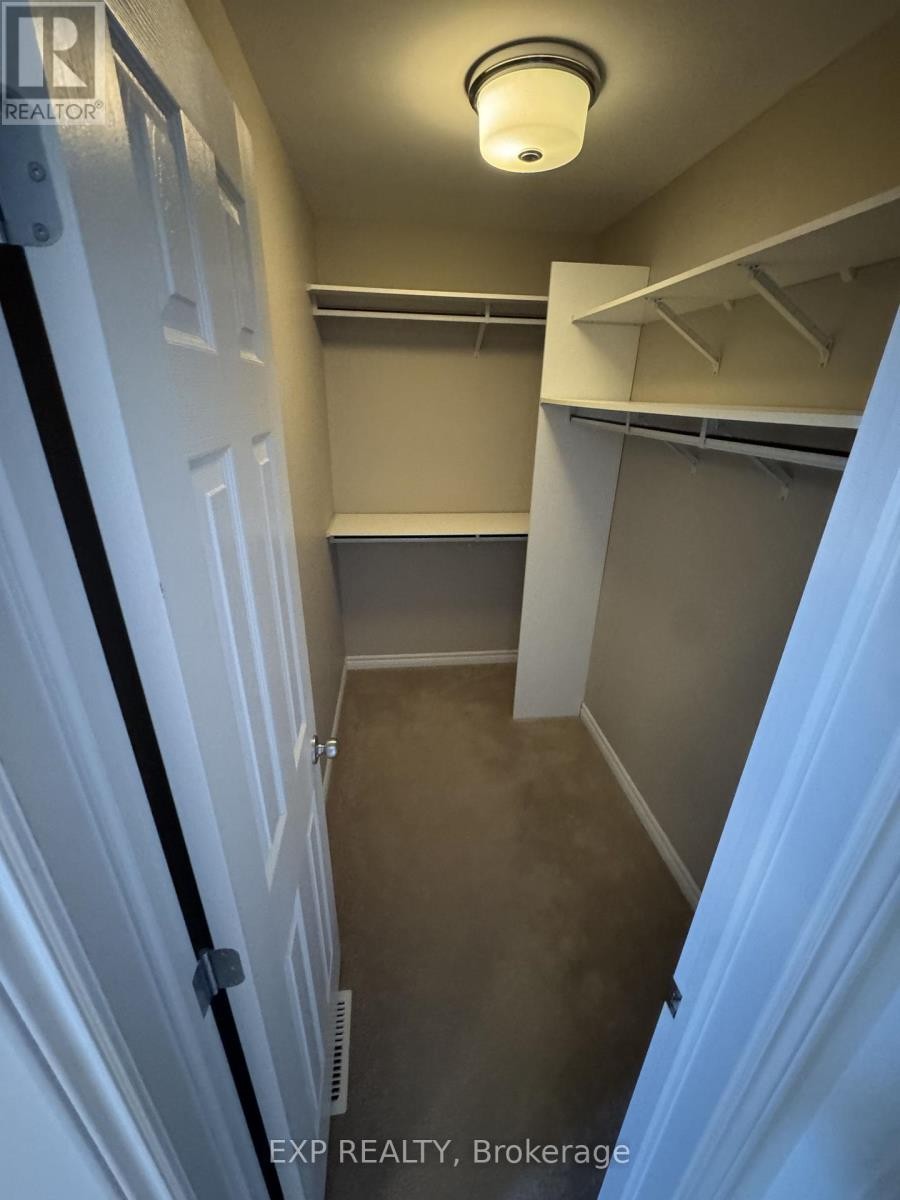 












231 BRAMBLING WAY

,
Ottawa,




Ontario
K2J0E4

