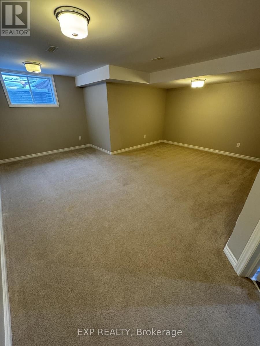 












231 BRAMBLING WAY

,
Ottawa,




Ontario
K2J0E4

