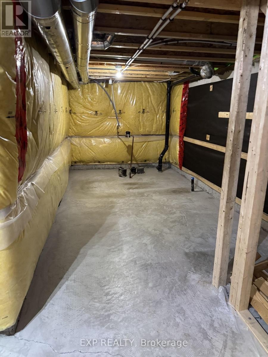 












231 BRAMBLING WAY

,
Ottawa,




Ontario
K2J0E4

