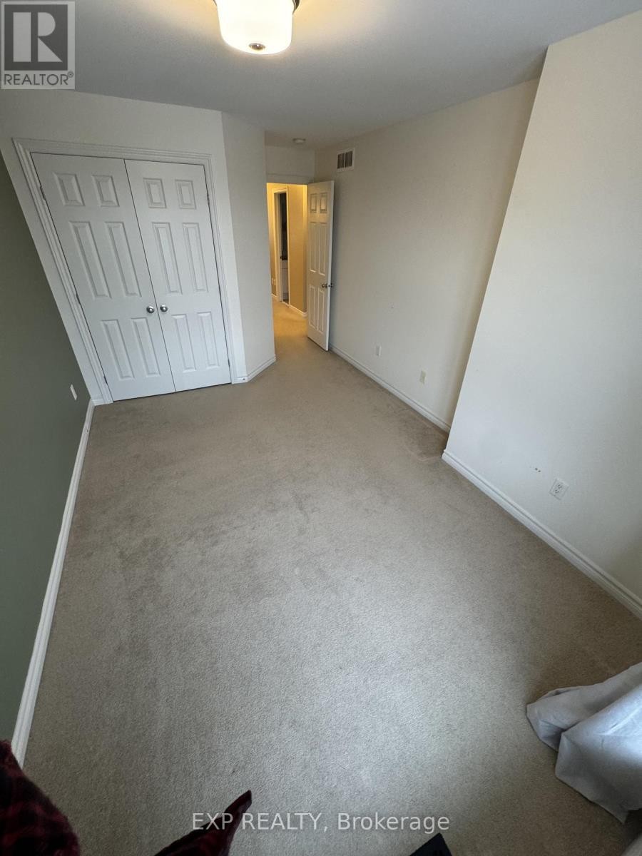 












231 BRAMBLING WAY

,
Ottawa,




Ontario
K2J0E4

