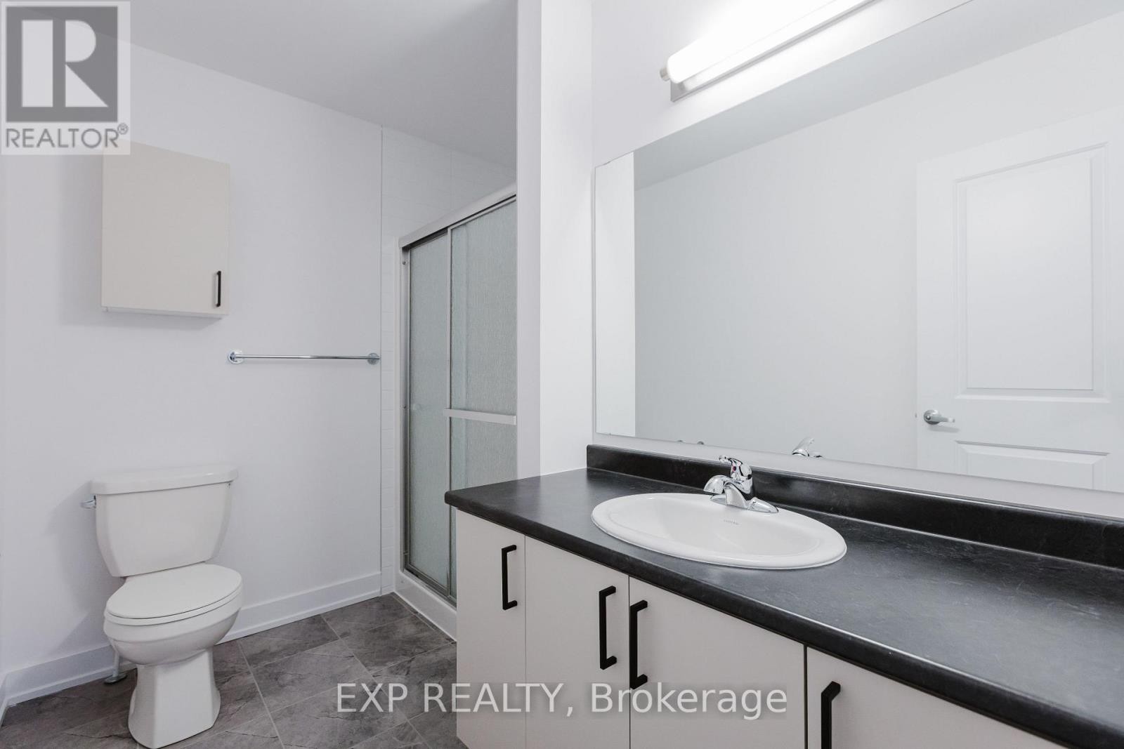 












203 SILHOUETTE PRIVATE

,
Ottawa,




Ontario
K2J7J8

