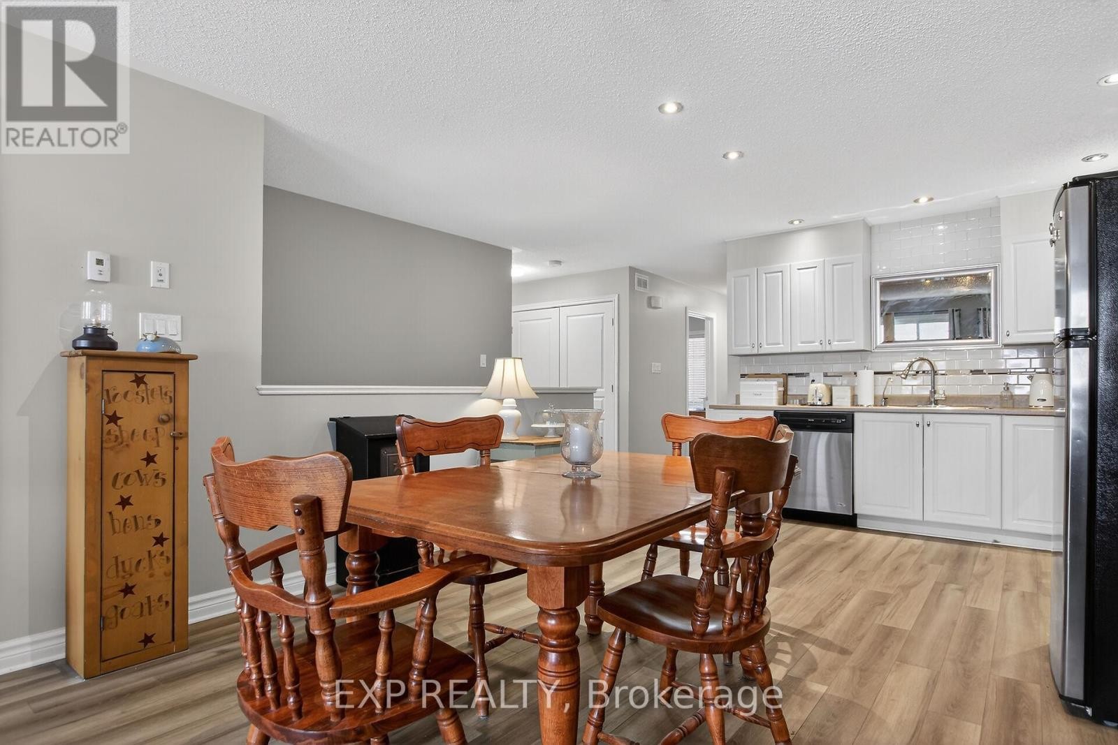 












318 FINNER COURT

,
Mississippi Mills,




Ontario
K0A1A0

