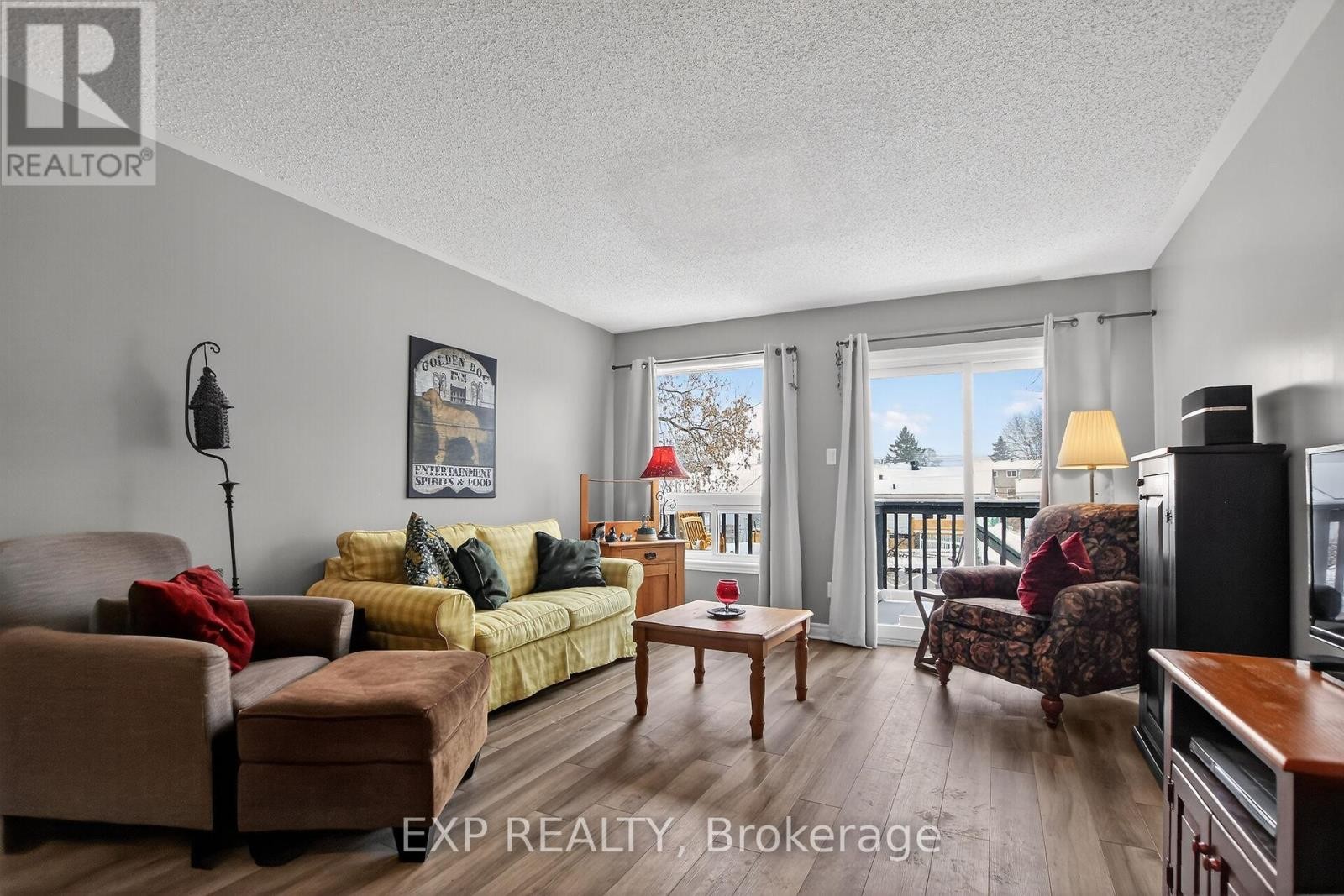 












318 FINNER COURT

,
Mississippi Mills,




Ontario
K0A1A0

