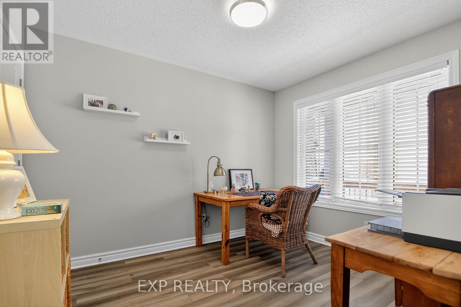 












318 FINNER COURT

,
Mississippi Mills,




Ontario
K0A1A0

