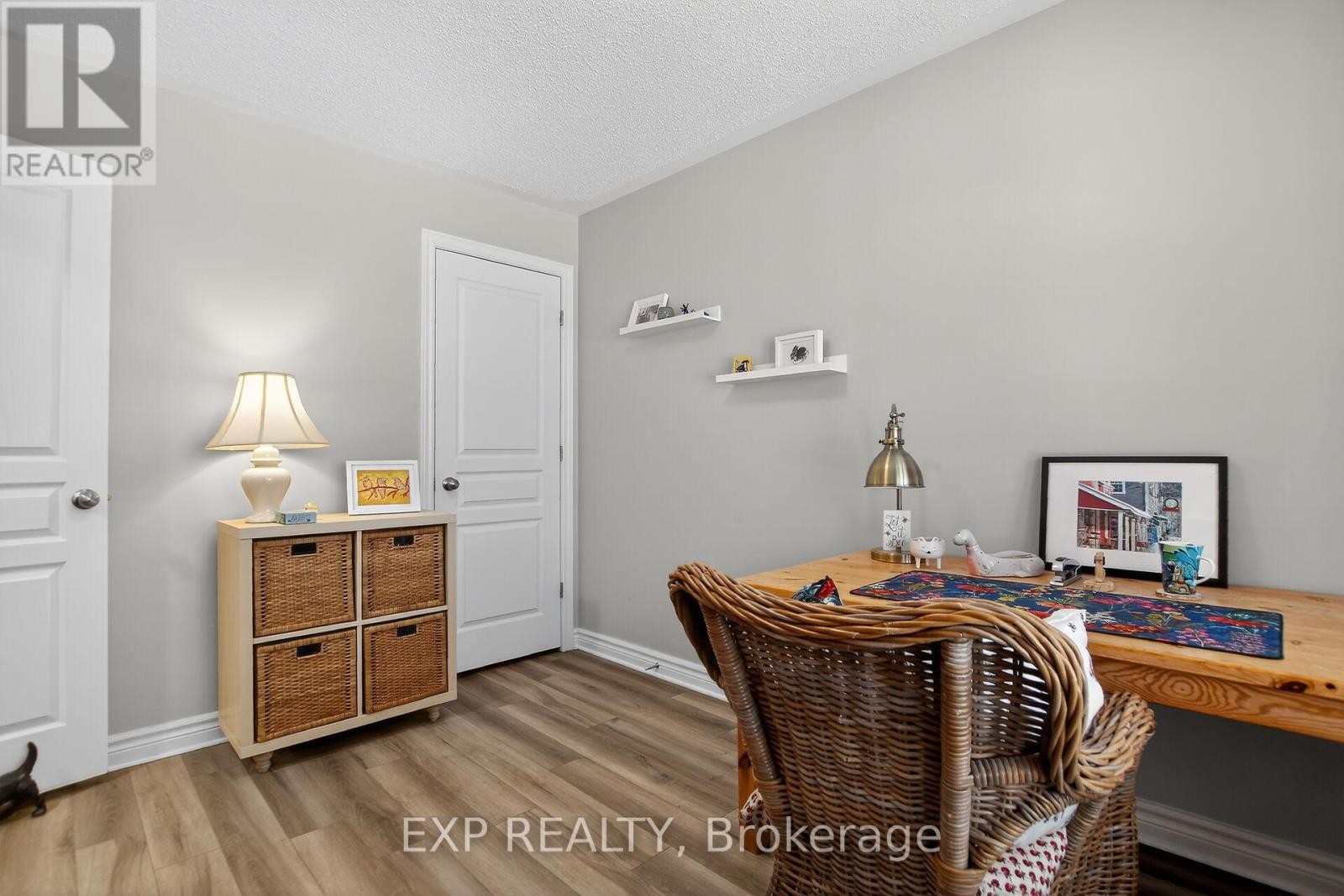 












318 FINNER COURT

,
Mississippi Mills,




Ontario
K0A1A0

