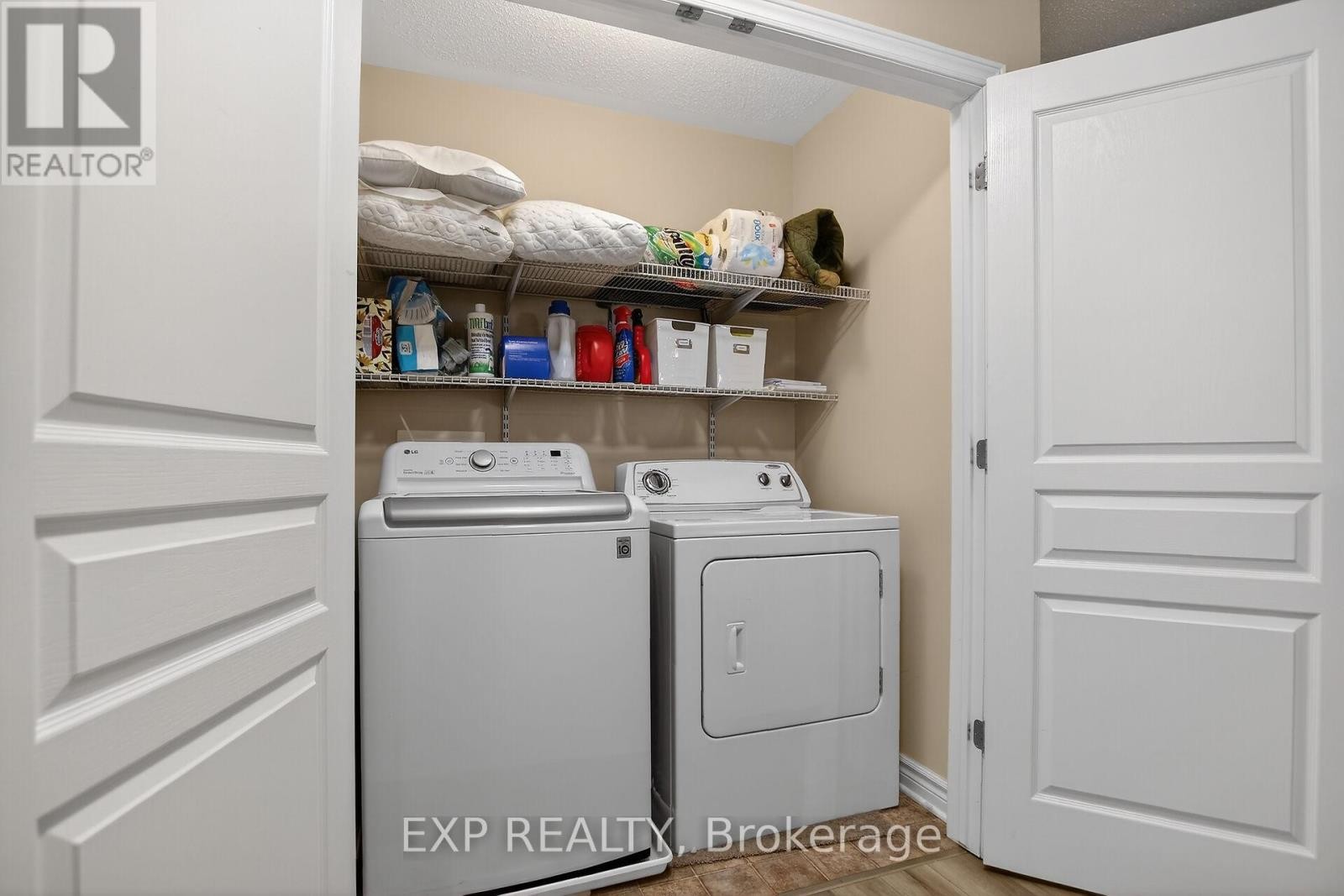 












318 FINNER COURT

,
Mississippi Mills,




Ontario
K0A1A0

