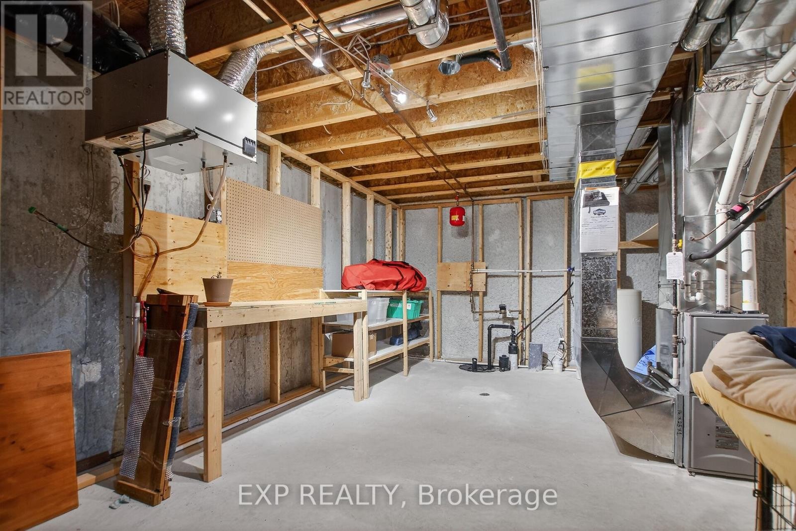 












318 FINNER COURT

,
Mississippi Mills,




Ontario
K0A1A0

