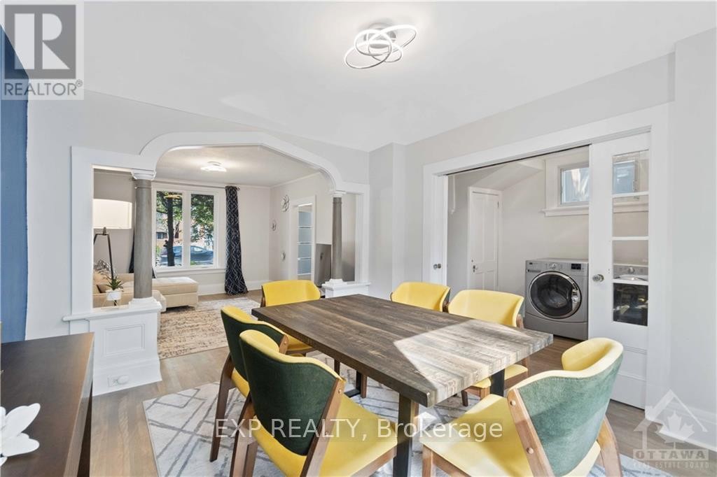 












162 KING EDWARD AVENUE

,
Ottawa,




Ontario
K1N7L3

