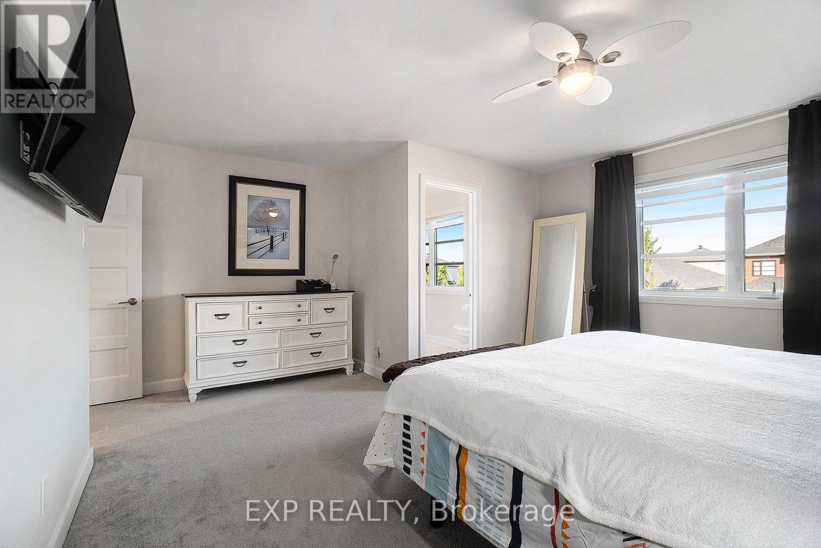 












704 AZURE STREET

,
Russell,




Ontario
K4R1E5

