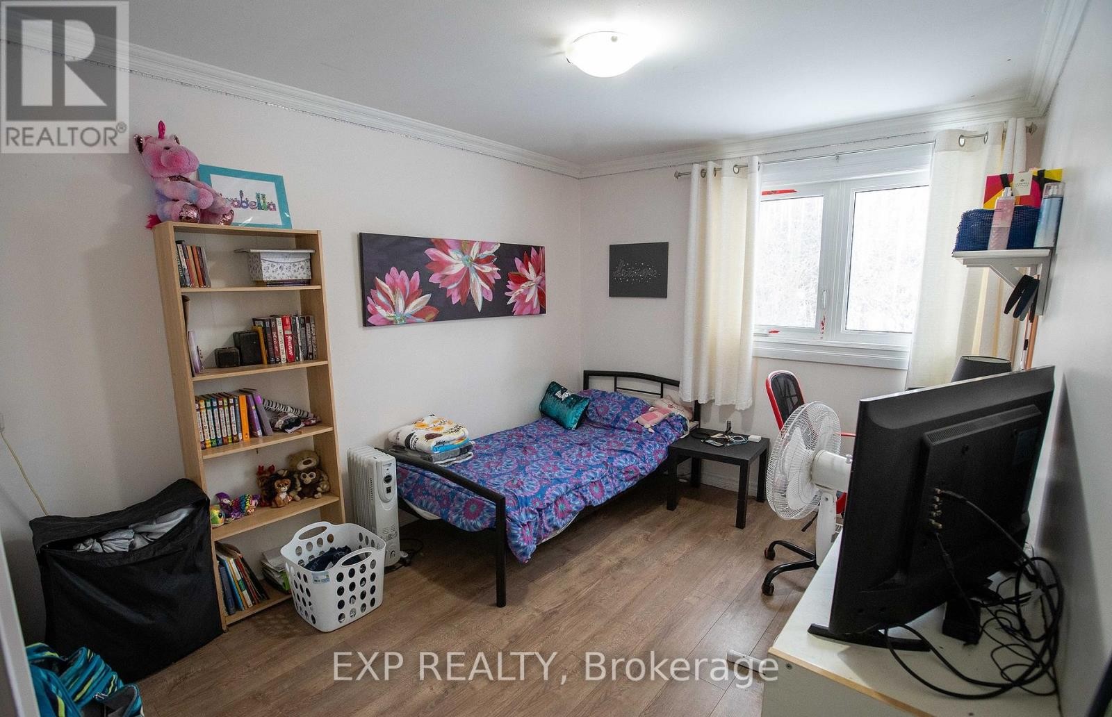 












1108 GRENOBLE CRESCENT

,
Ottawa,




Ontario
K1C2C6

