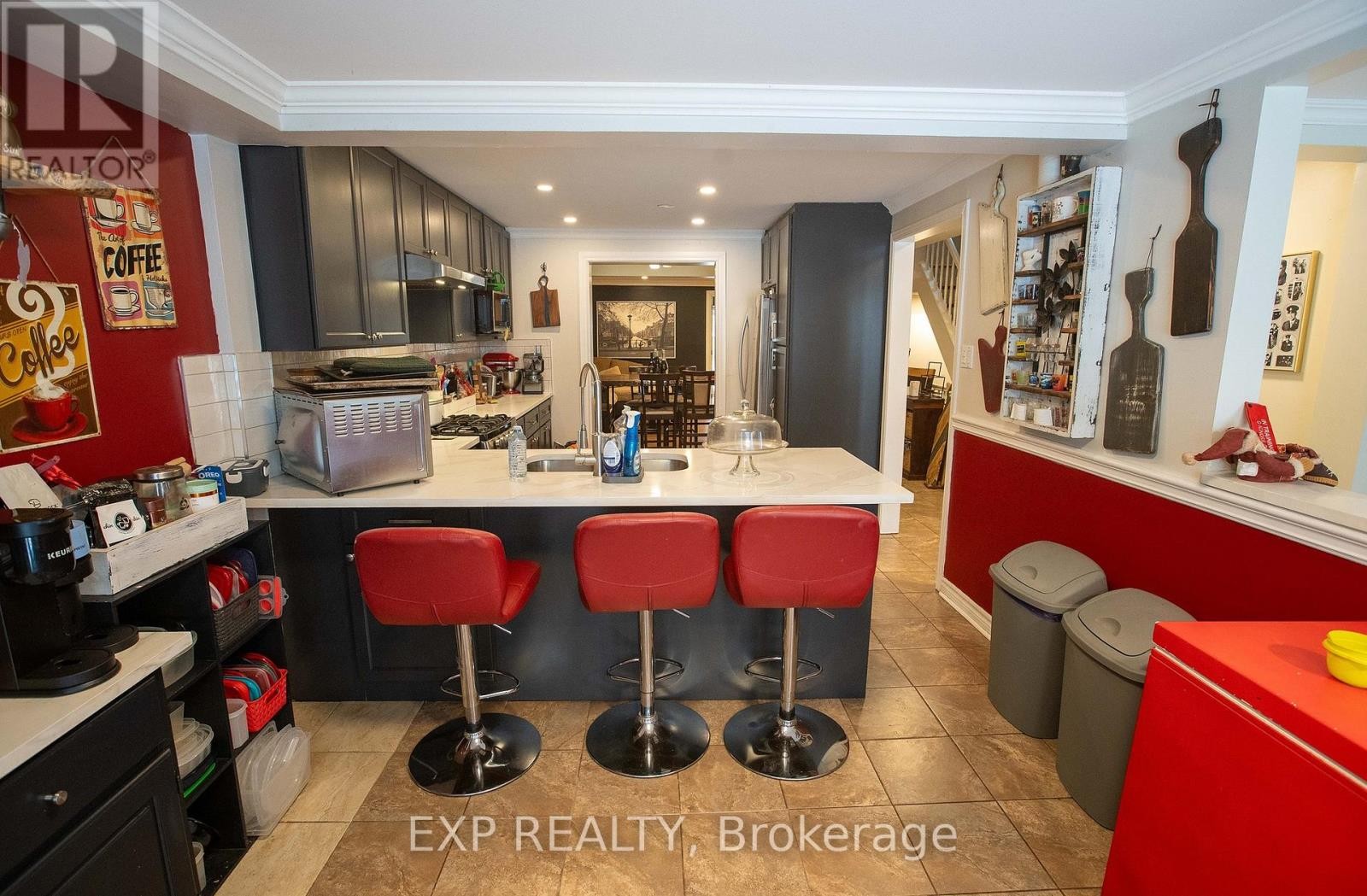 












1108 GRENOBLE CRESCENT

,
Ottawa,




Ontario
K1C2C6

