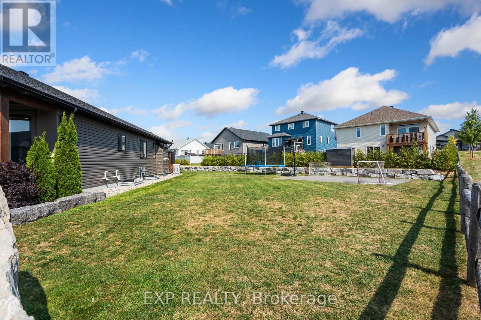 












86 HORTON STREET

,
Mississippi Mills,




Ontario
K0A1A0

