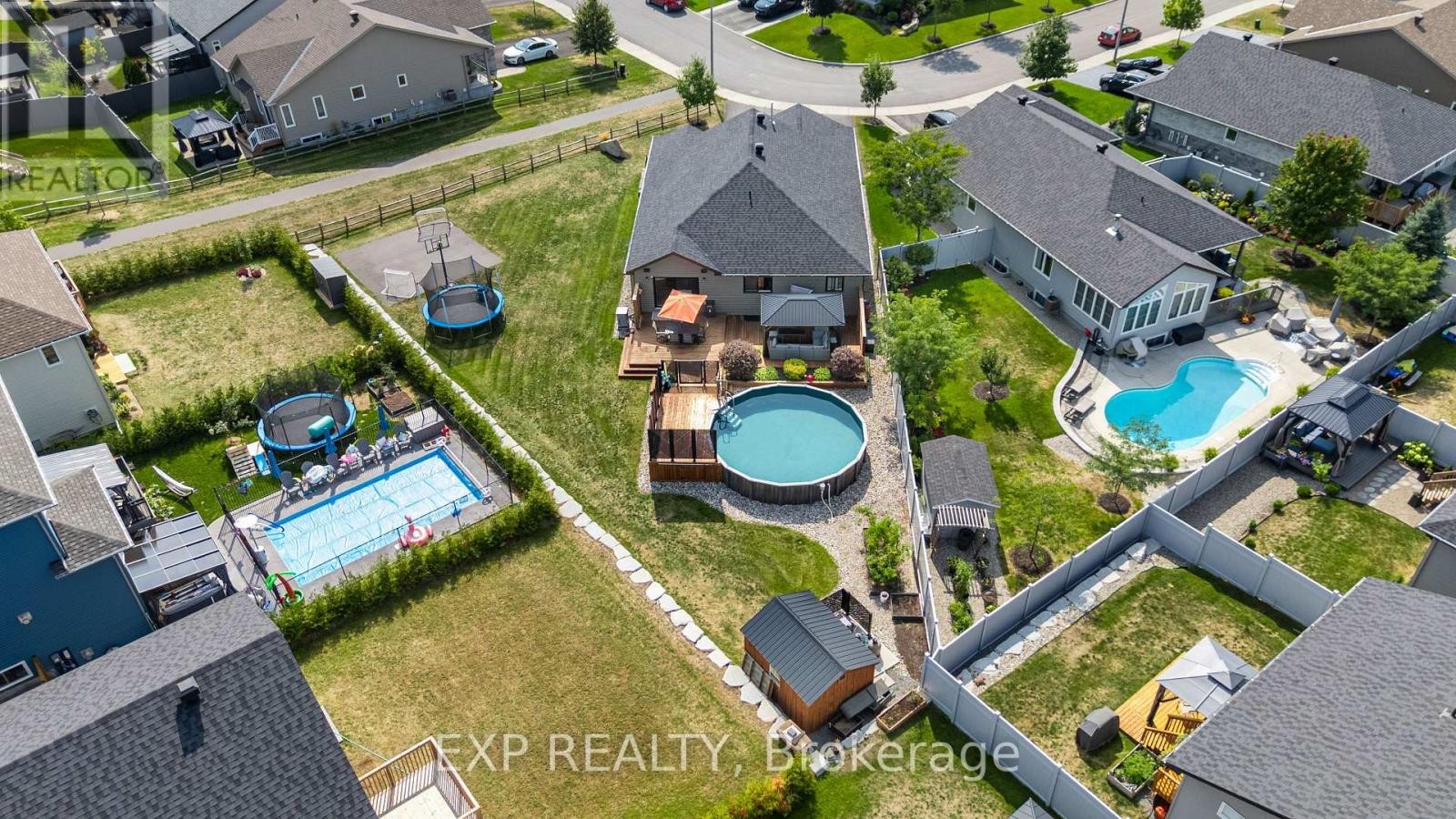 












86 HORTON STREET

,
Mississippi Mills,




Ontario
K0A1A0

