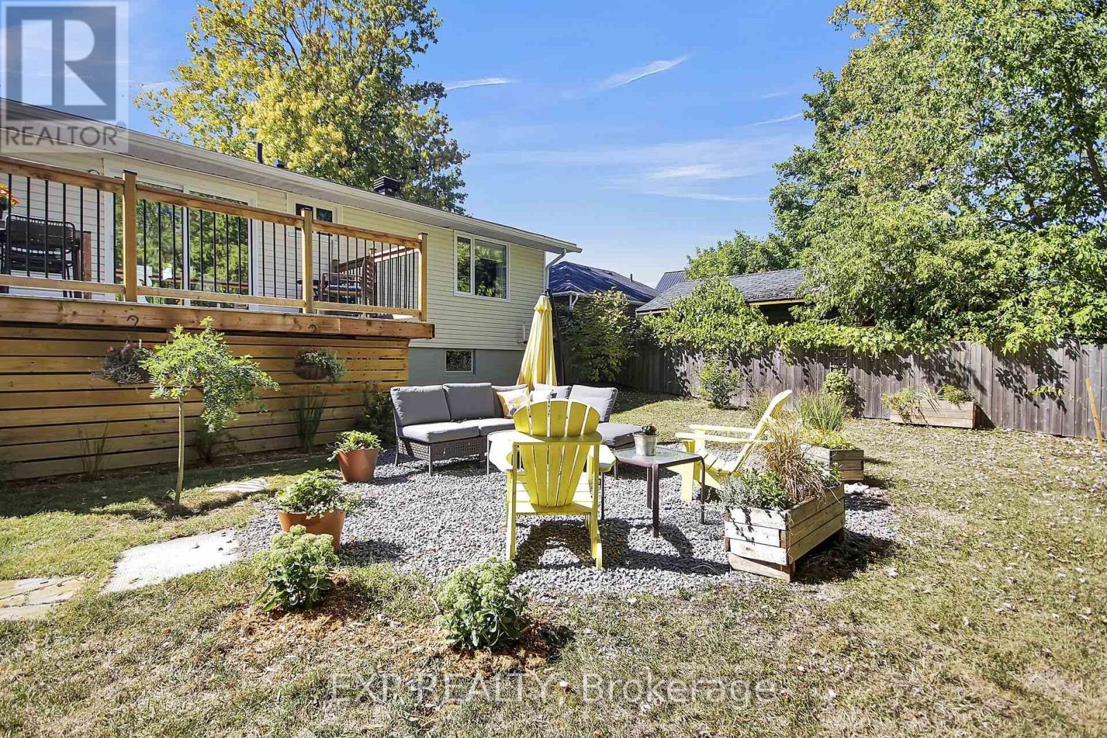 












301 WATER STREET

,
Mississippi Mills,




Ontario
K0A1A0

