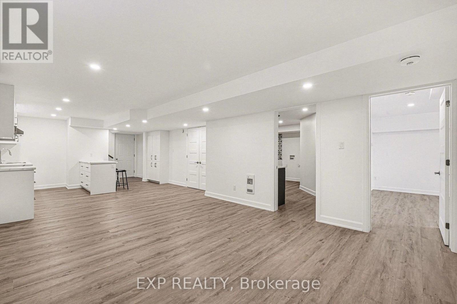 












220 CAPRI AVENUE

,
Russell,




Ontario
K0A1W0

