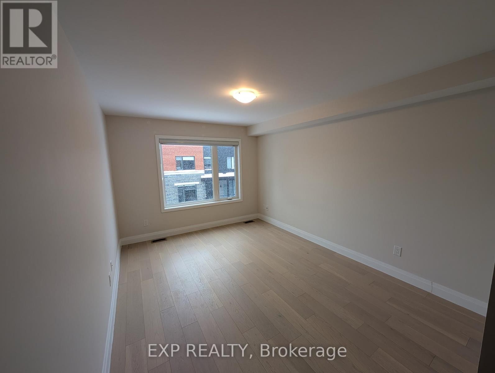 












812 STAR PRIVATE

,
Ottawa,




Ontario
K2K1W2

