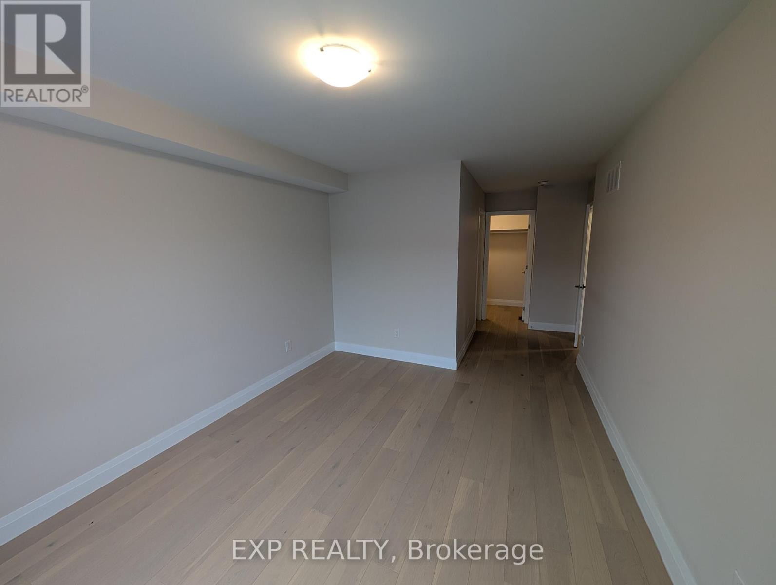 












812 STAR PRIVATE

,
Ottawa,




Ontario
K2K1W2

