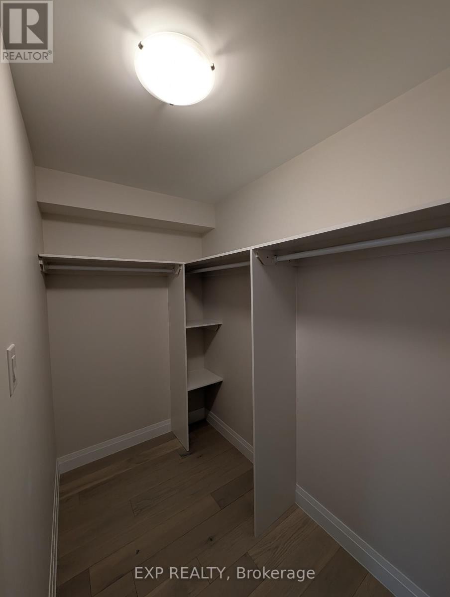 












812 STAR PRIVATE

,
Ottawa,




Ontario
K2K1W2

