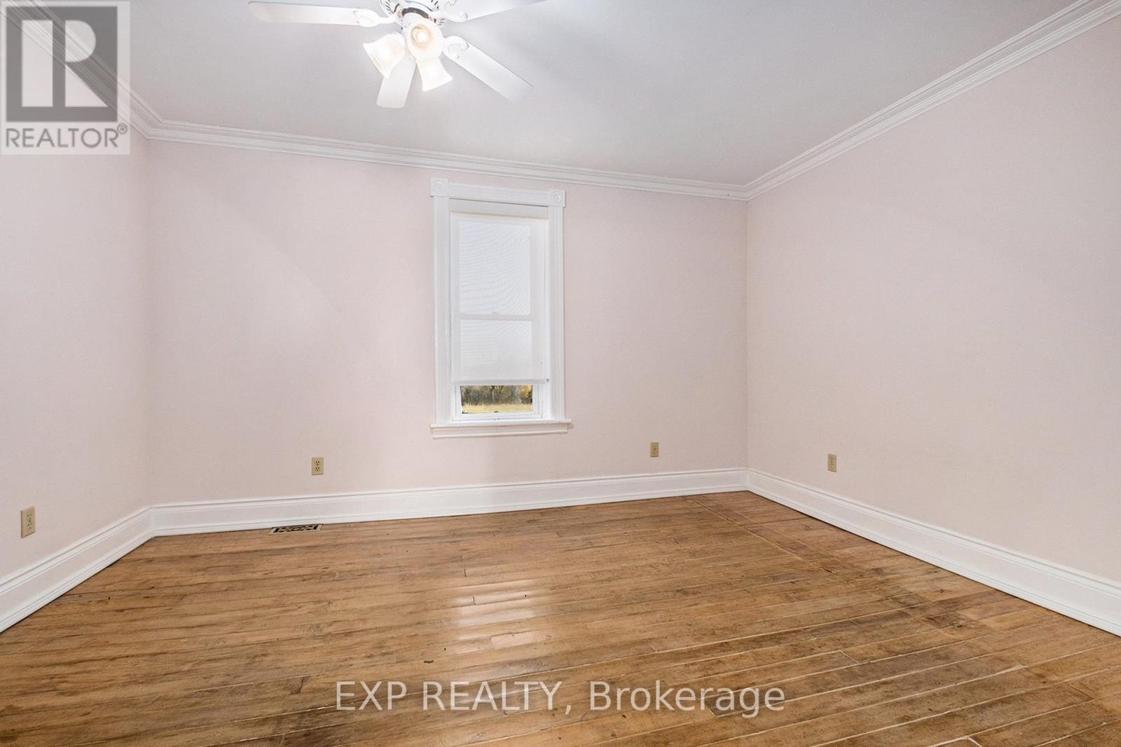 












18873 KENYON CONCESSION 5 ROAD

,
North Glengarry,




Ontario
K0C1A0

