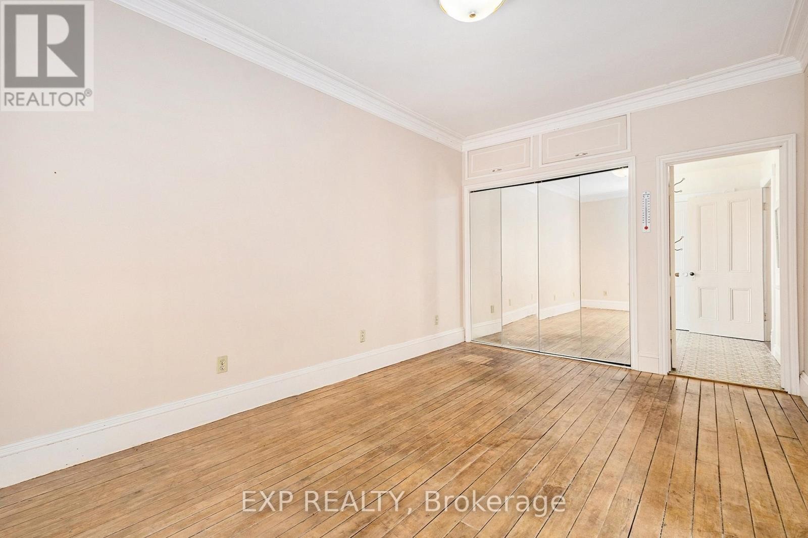 












18873 KENYON CONCESSION 5 ROAD

,
North Glengarry,




Ontario
K0C1A0

