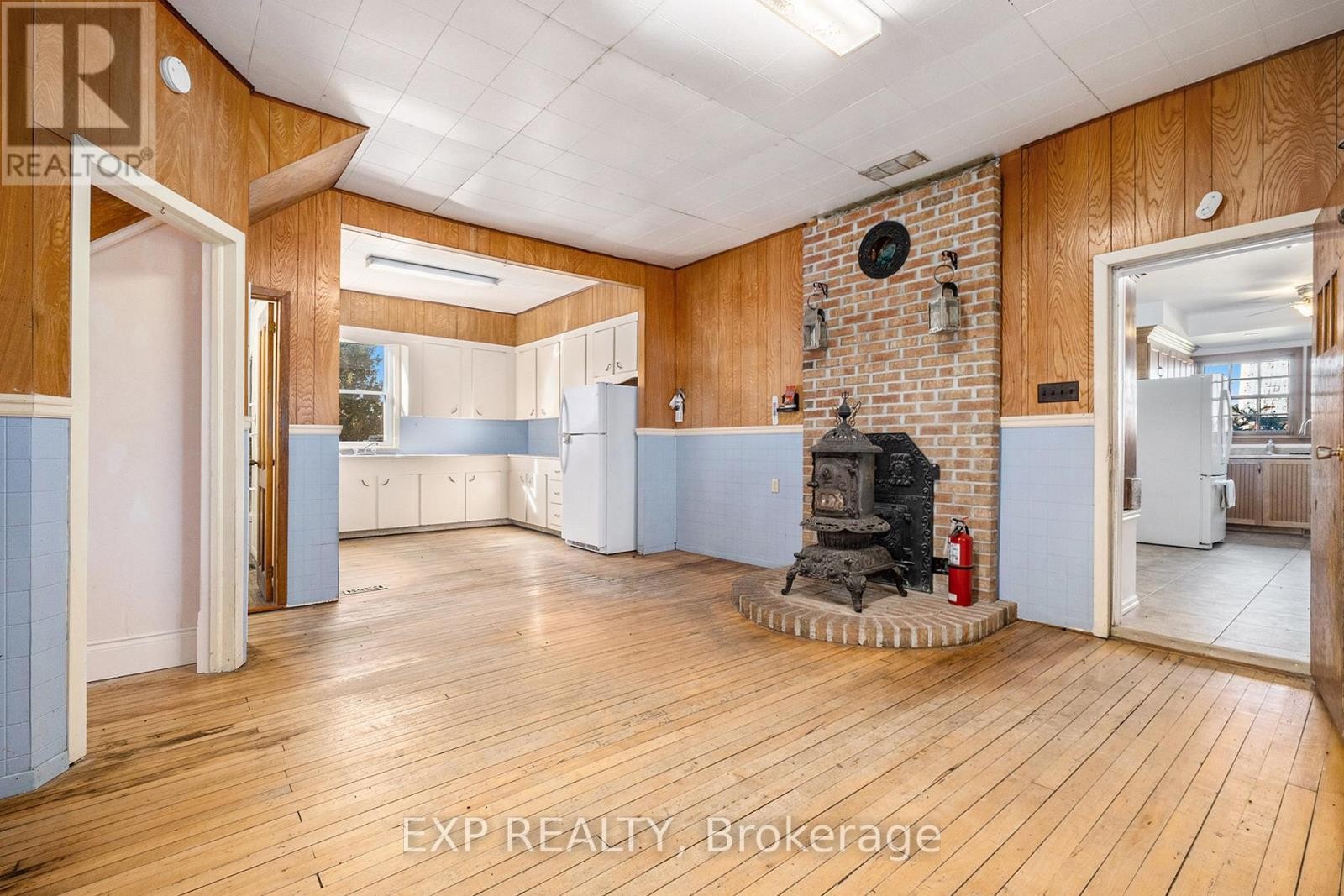 












18873 KENYON CONCESSION 5 ROAD

,
North Glengarry,




Ontario
K0C1A0

