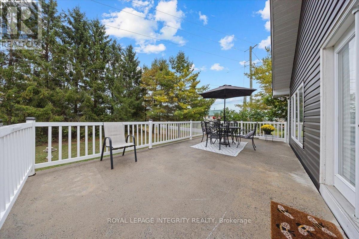 












565 VINETTE ROAD

,
Clarence-Rockland,




Ontario
K0A2A0

