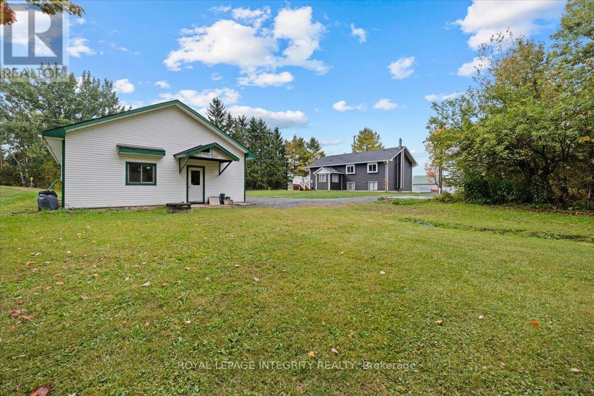 












565 VINETTE ROAD

,
Clarence-Rockland,




Ontario
K0A2A0

