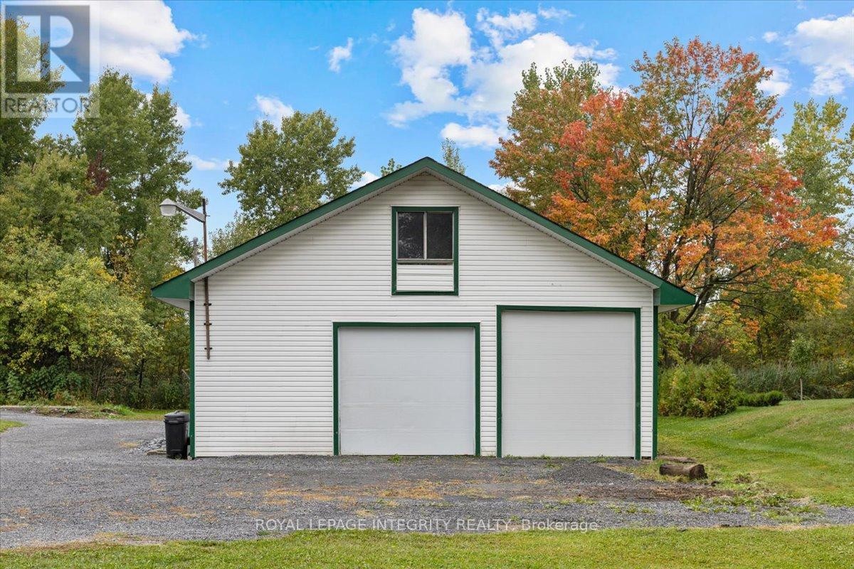 












565 VINETTE ROAD

,
Clarence-Rockland,




Ontario
K0A2A0

