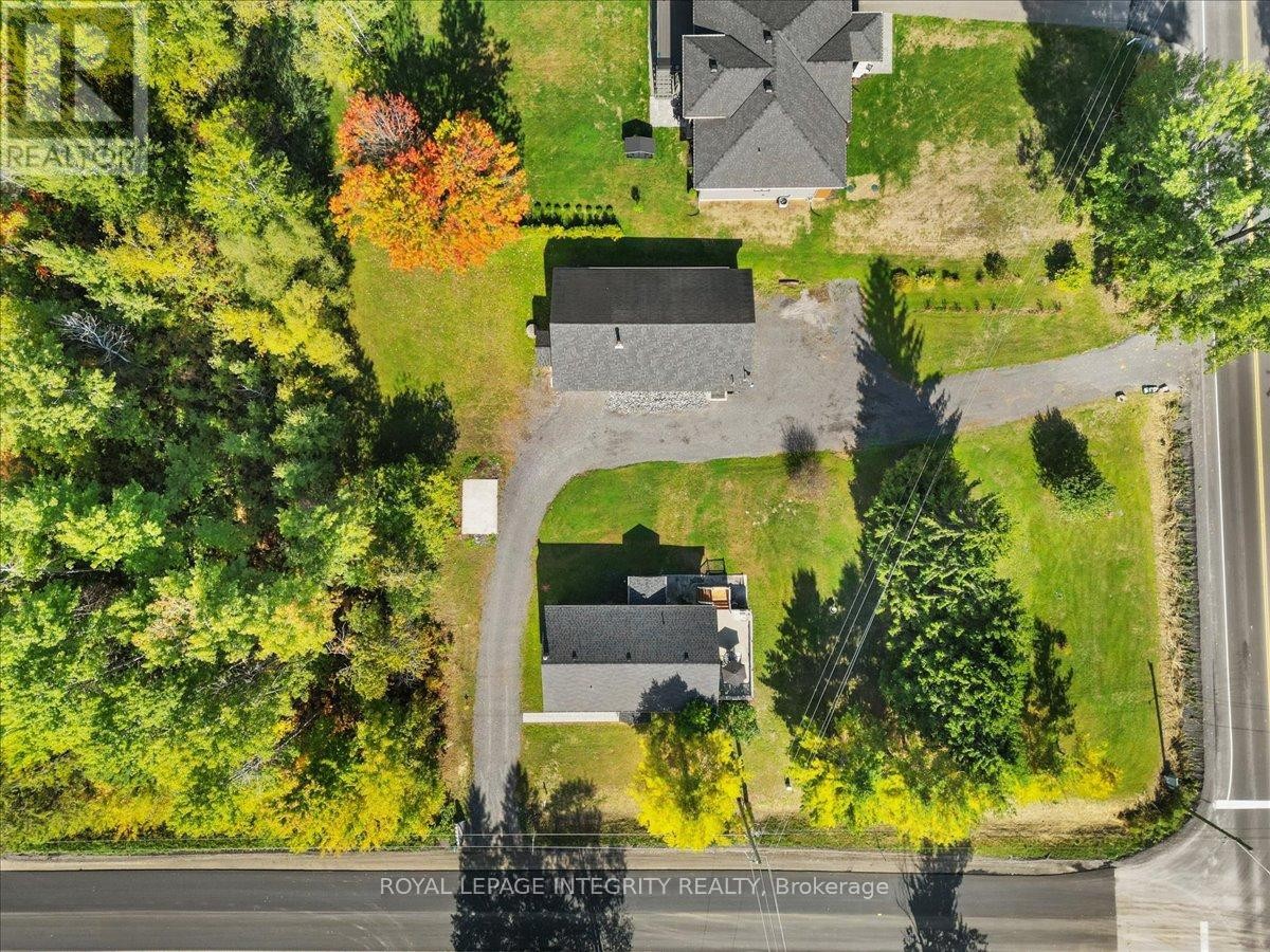 












565 VINETTE ROAD

,
Clarence-Rockland,




Ontario
K0A2A0

