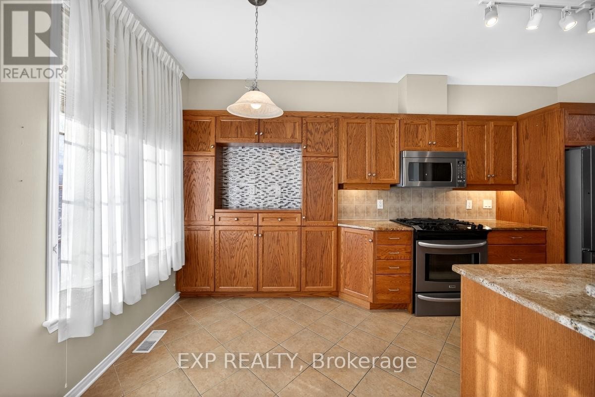 












215 CAIRNSMORE CIRCLE

,
Ottawa,




Ontario
K2J0G5

