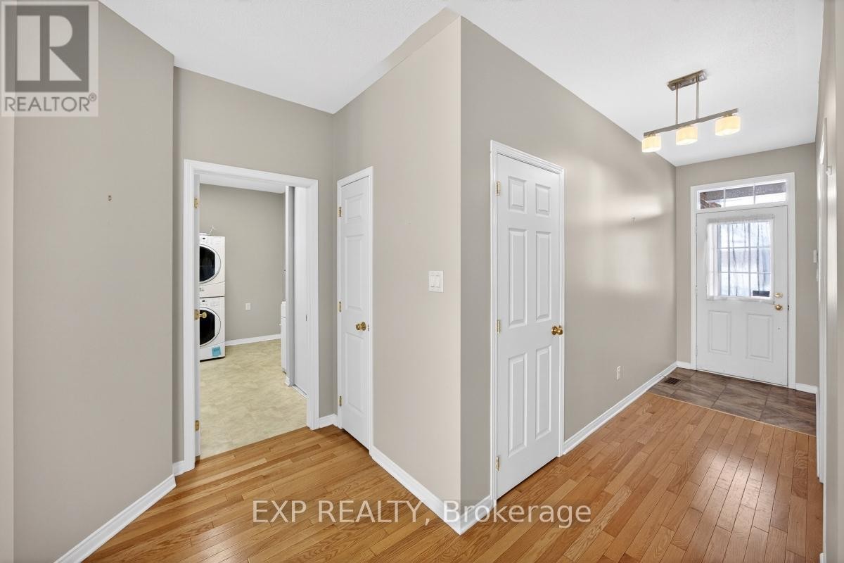 












215 CAIRNSMORE CIRCLE

,
Ottawa,




Ontario
K2J0G5

