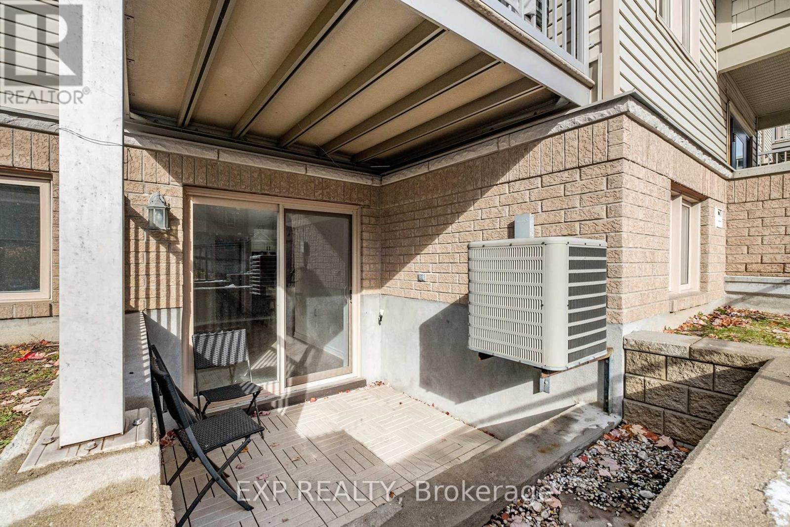 












2 - 305 CRESTHAVEN DRIVE

,
Ottawa,




Ontario
K2G4R5

