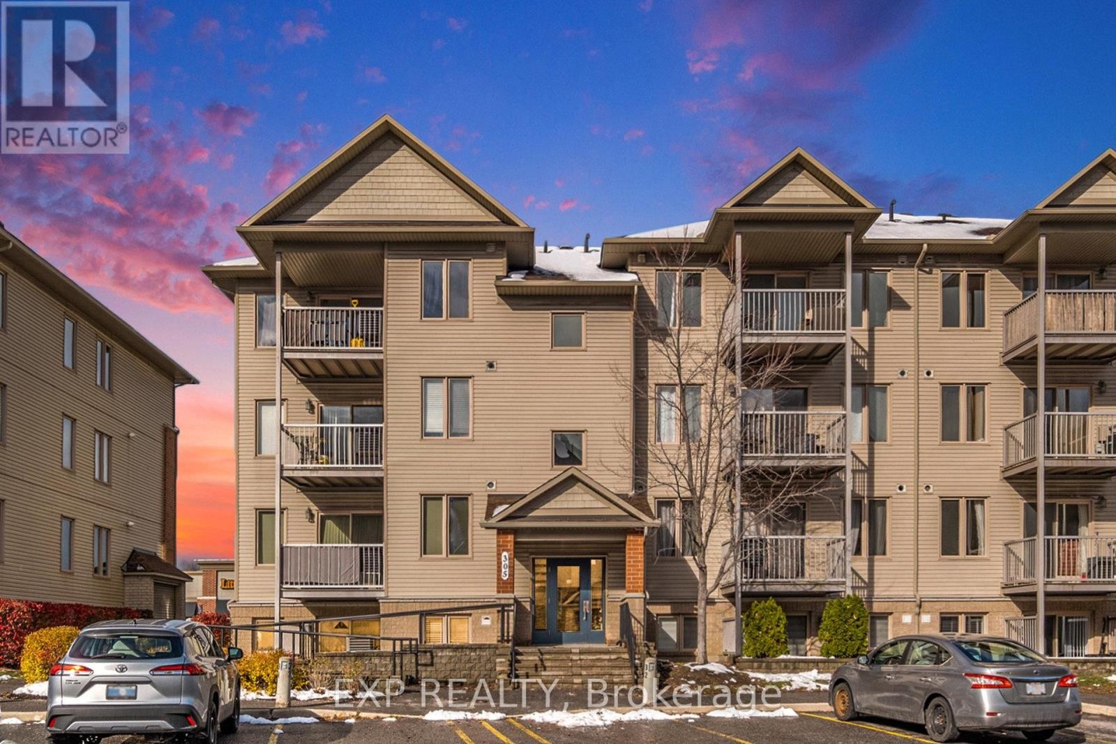 












2 - 305 CRESTHAVEN DRIVE

,
Ottawa,




Ontario
K2G4R5

