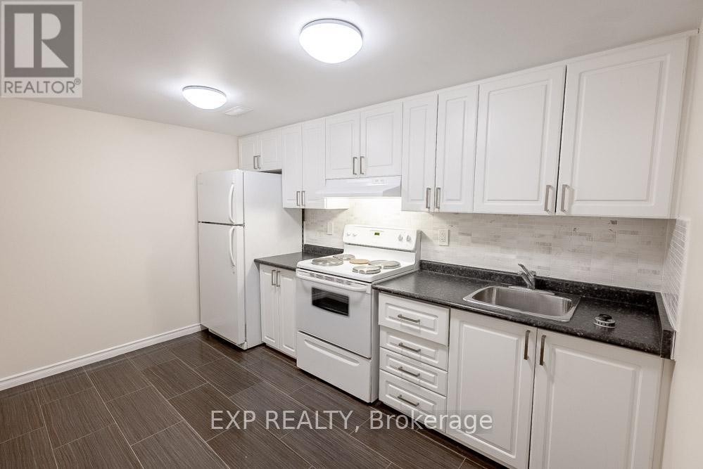 












B - 196 OLD COLONY ROAD

,
Ottawa,




Ontario
K2L1M7

