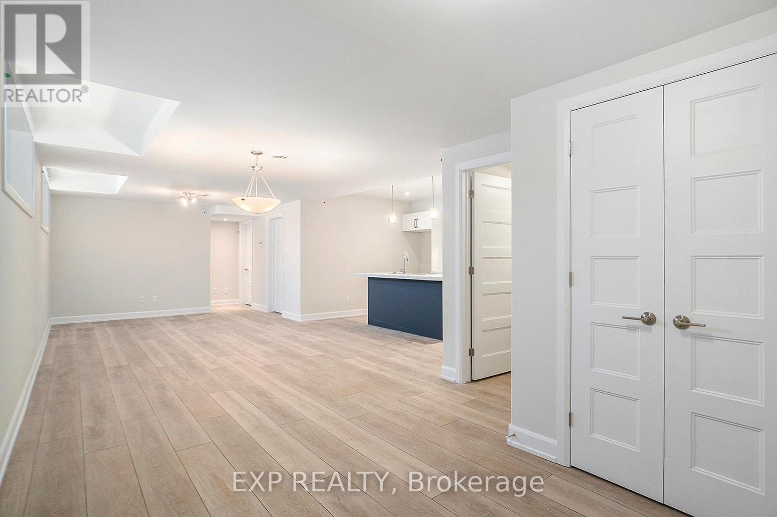 












A - 917 CHABLIS CRESCENT

,
Russell,




Ontario
K0A1W0

