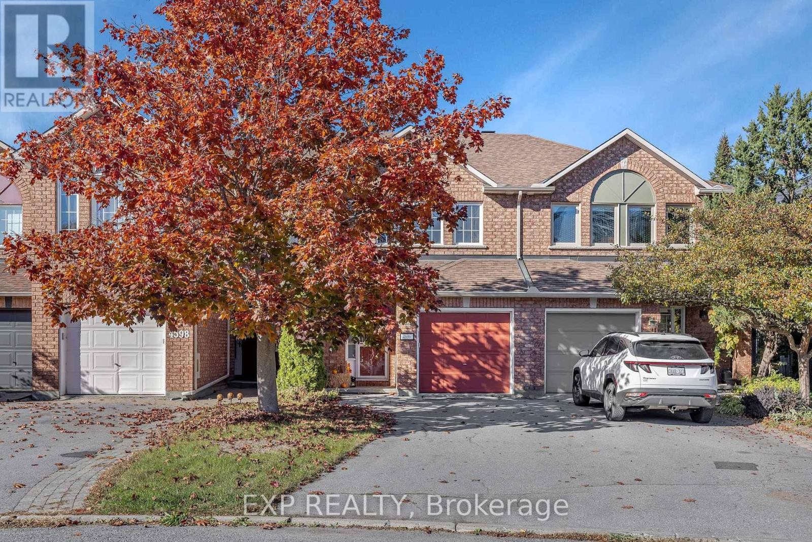 












4596 OGILVIE WALK CRESCENT

,
Ottawa,




Ontario
K1J1G6

