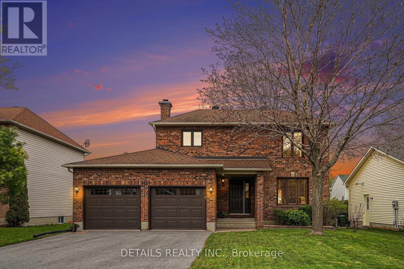 












221 MACDOUGALL STREET

,
Russell,




Ontario
K4R1A5

