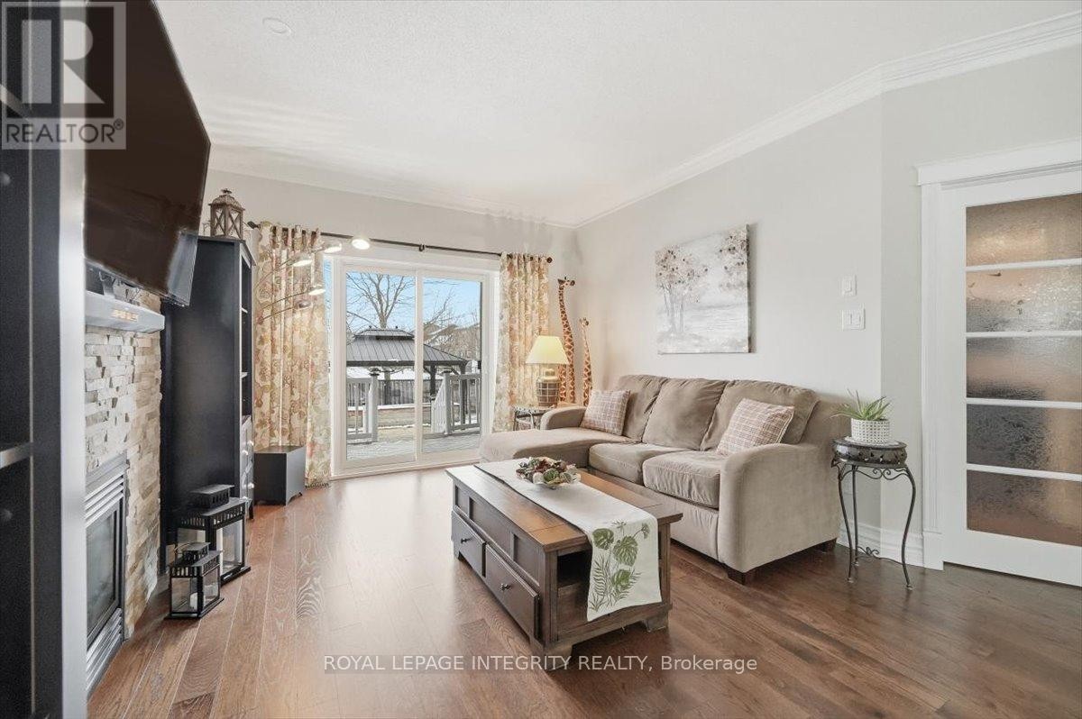 












113 DORINA SARAZIN CRESCENT

,
Clarence-Rockland,




Ontario
K4K0G6

