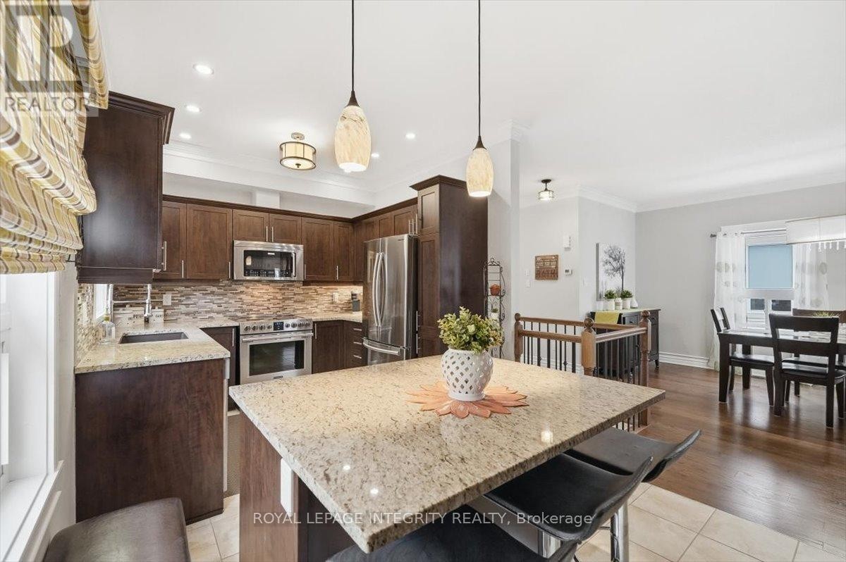 












113 DORINA SARAZIN CRESCENT

,
Clarence-Rockland,




Ontario
K4K0G6

