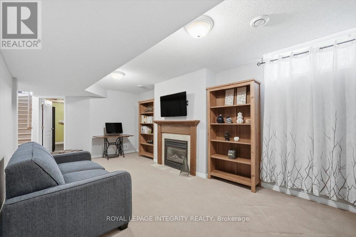 












113 DORINA SARAZIN CRESCENT

,
Clarence-Rockland,




Ontario
K4K0G6

