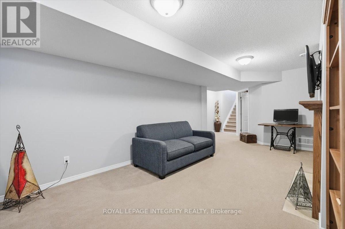 












113 DORINA SARAZIN CRESCENT

,
Clarence-Rockland,




Ontario
K4K0G6

