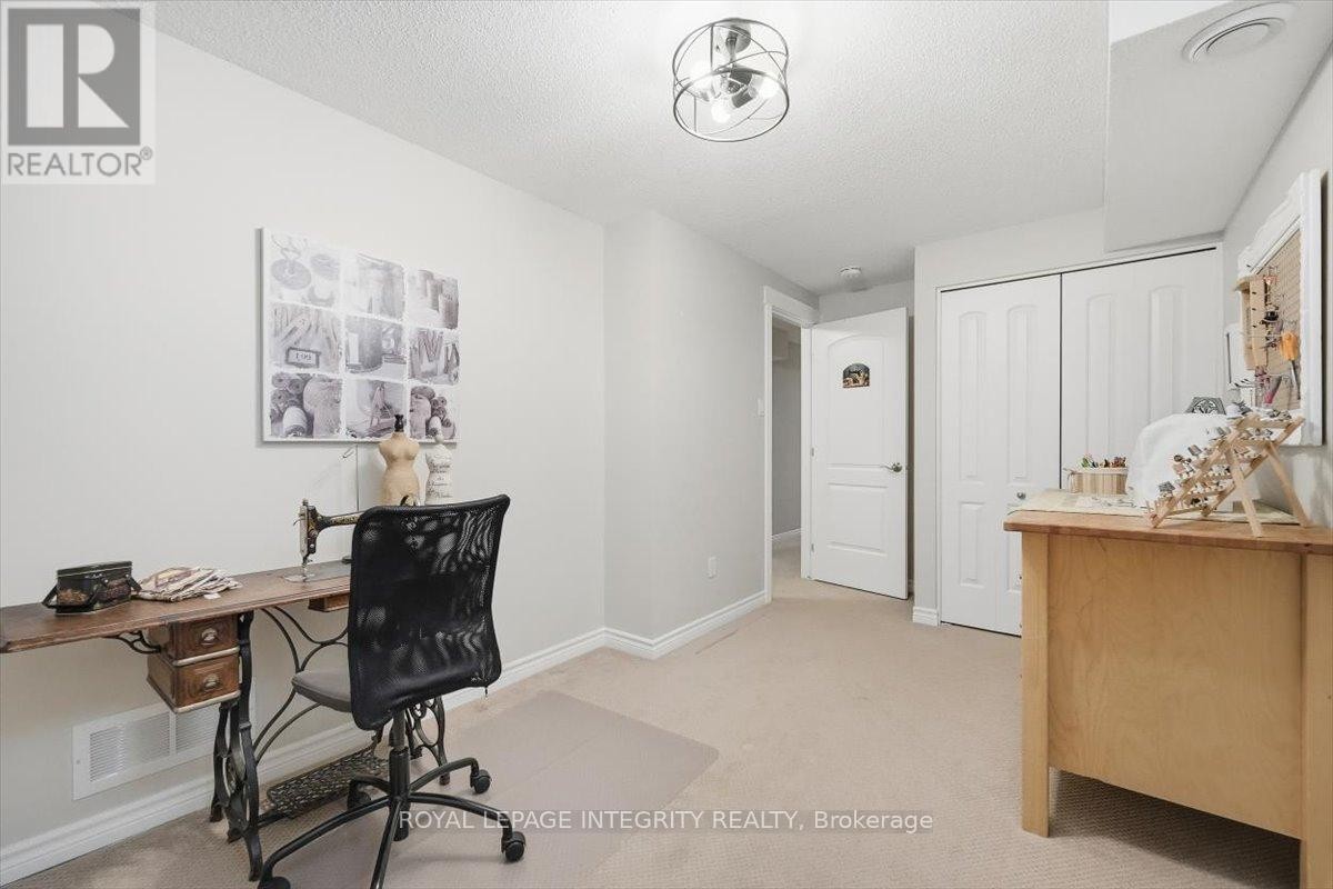 












113 DORINA SARAZIN CRESCENT

,
Clarence-Rockland,




Ontario
K4K0G6

